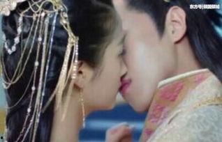 杨幂吻戏 搞笑,笑料百出，意外成为喜剧担当！