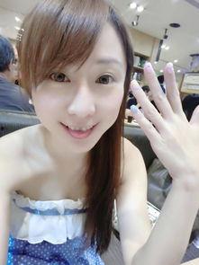 台湾女主播静静,魅力四射的直播界新星