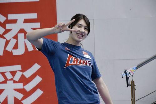 齐奇生活照,捕捉平凡中的不凡风采